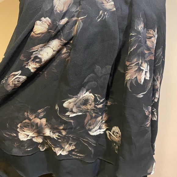 Chaser Black Floral High Low Tank Top - Picture 4 of 8